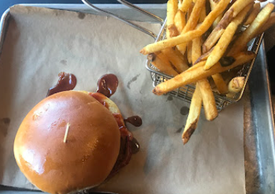 Omaha Tap House signature dishes BYO Burger
Hickory Burger
Wisconsin Cheese Curds